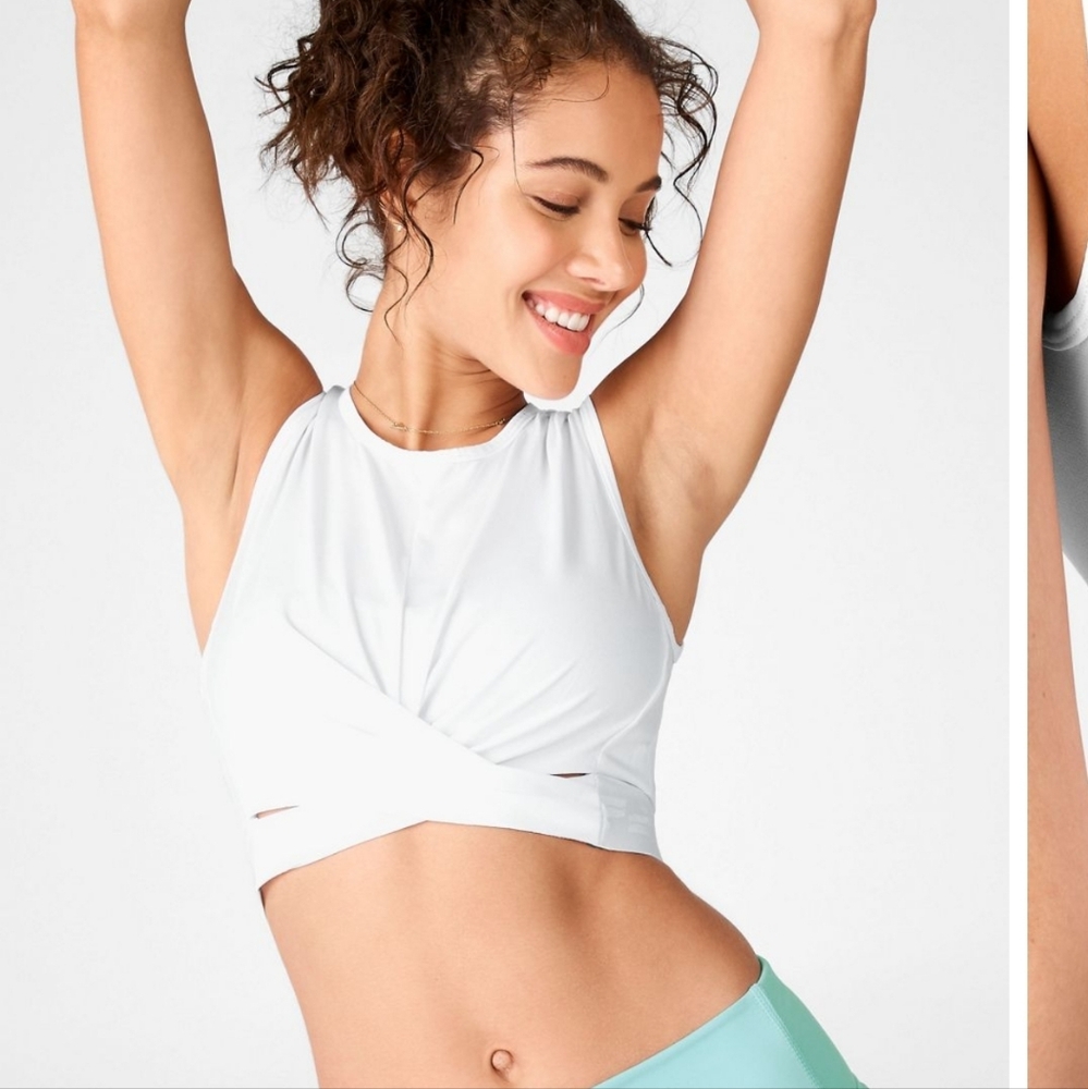 Fabletics Crop Top Set - Picture 4 of 8